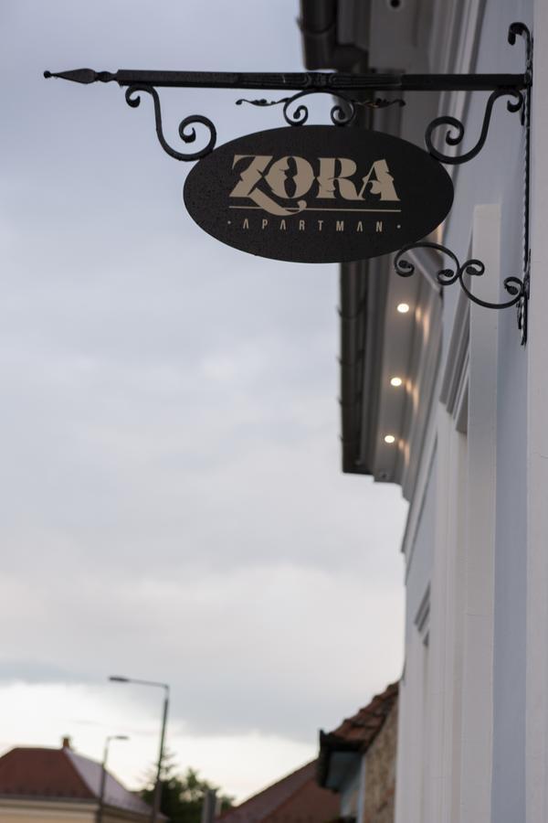 Apartament Zora *